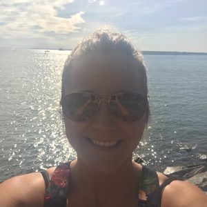 Meet your Posher, Toni